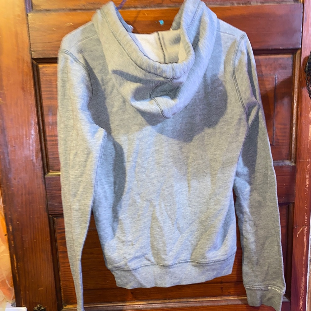 Hollister Large Zip Hoodie - Picture 4 of 4